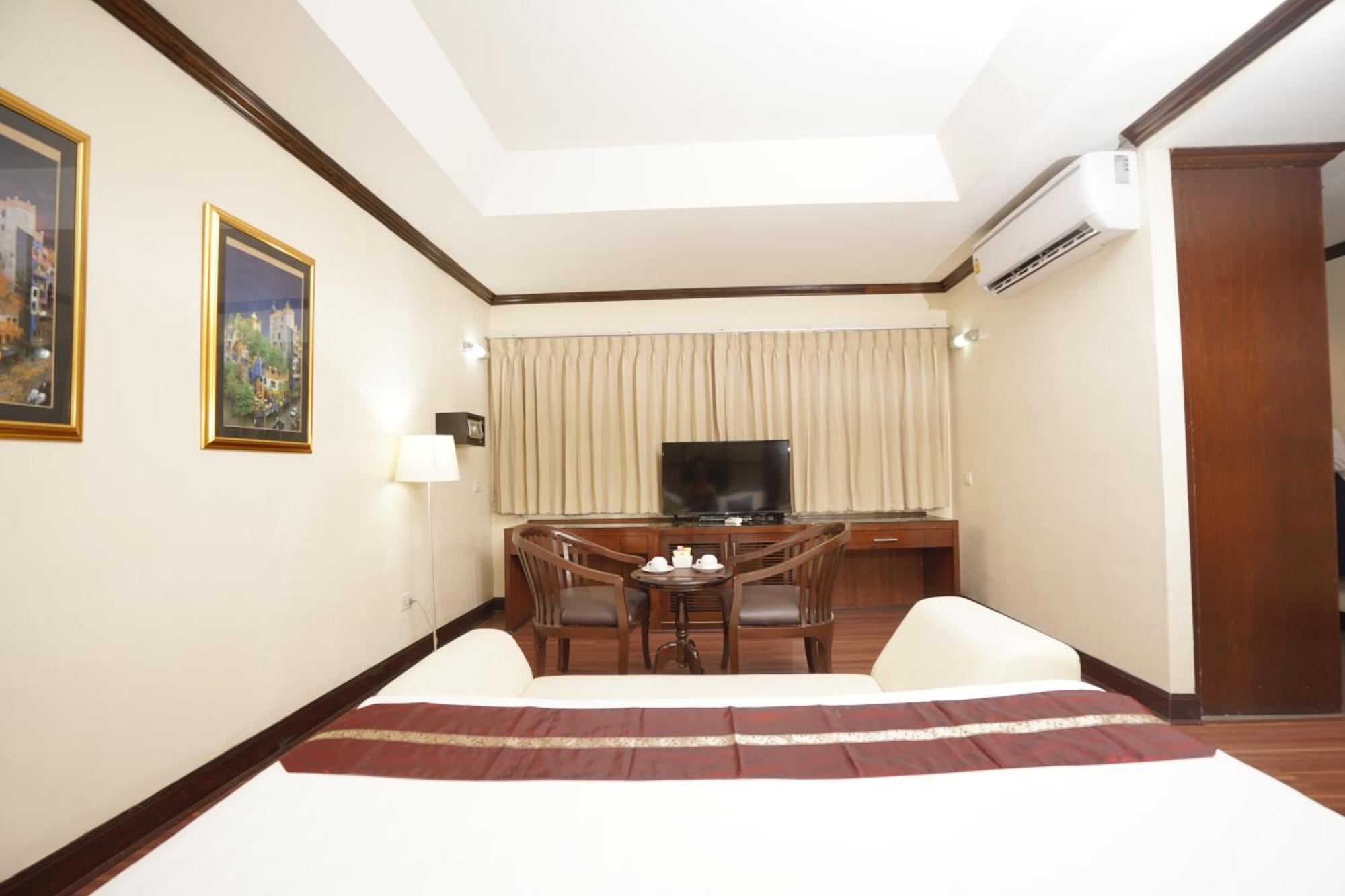 Grand Business Inn Bangkok Exterior photo
