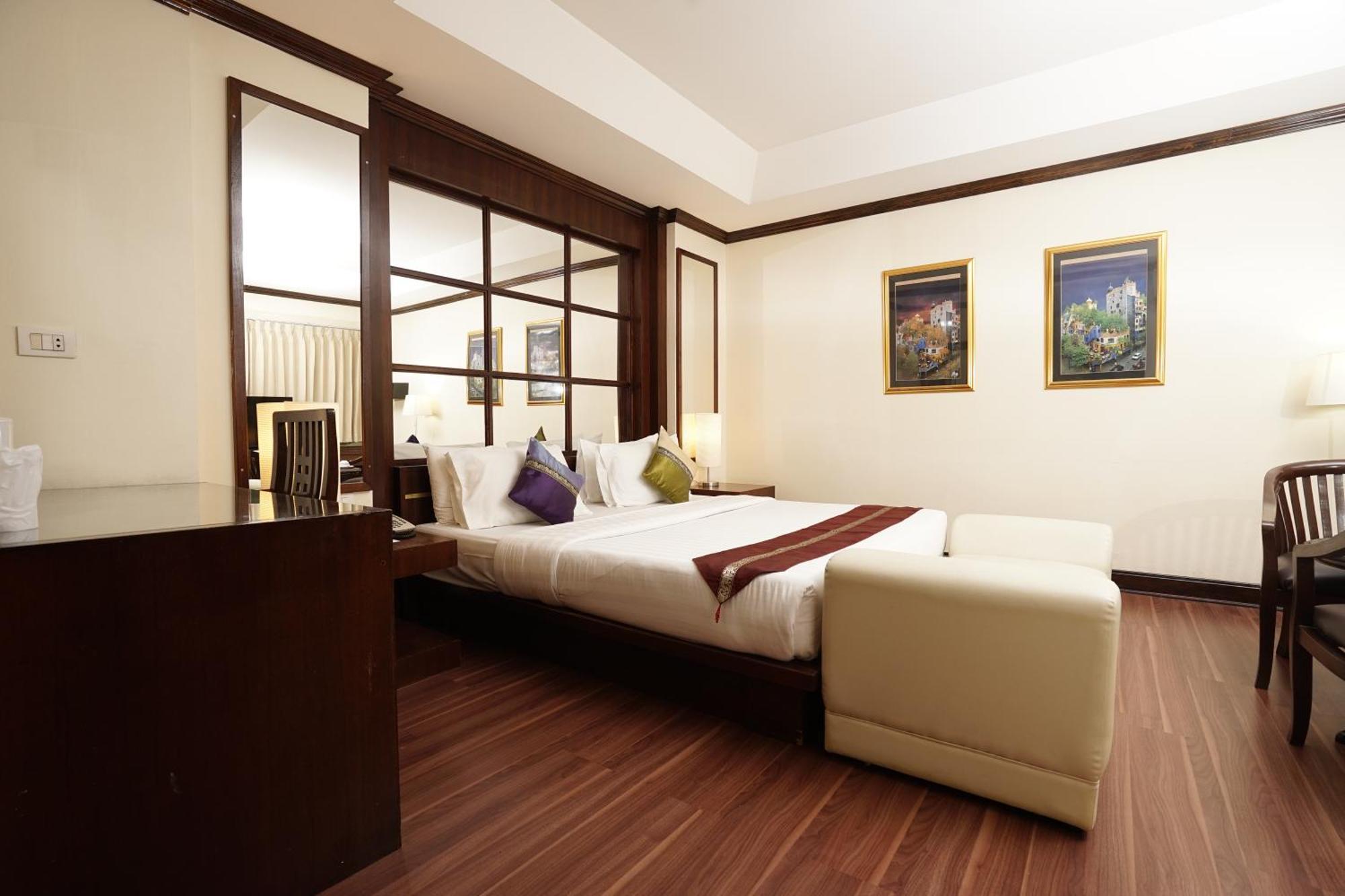 Grand Business Inn Bangkok Exterior photo